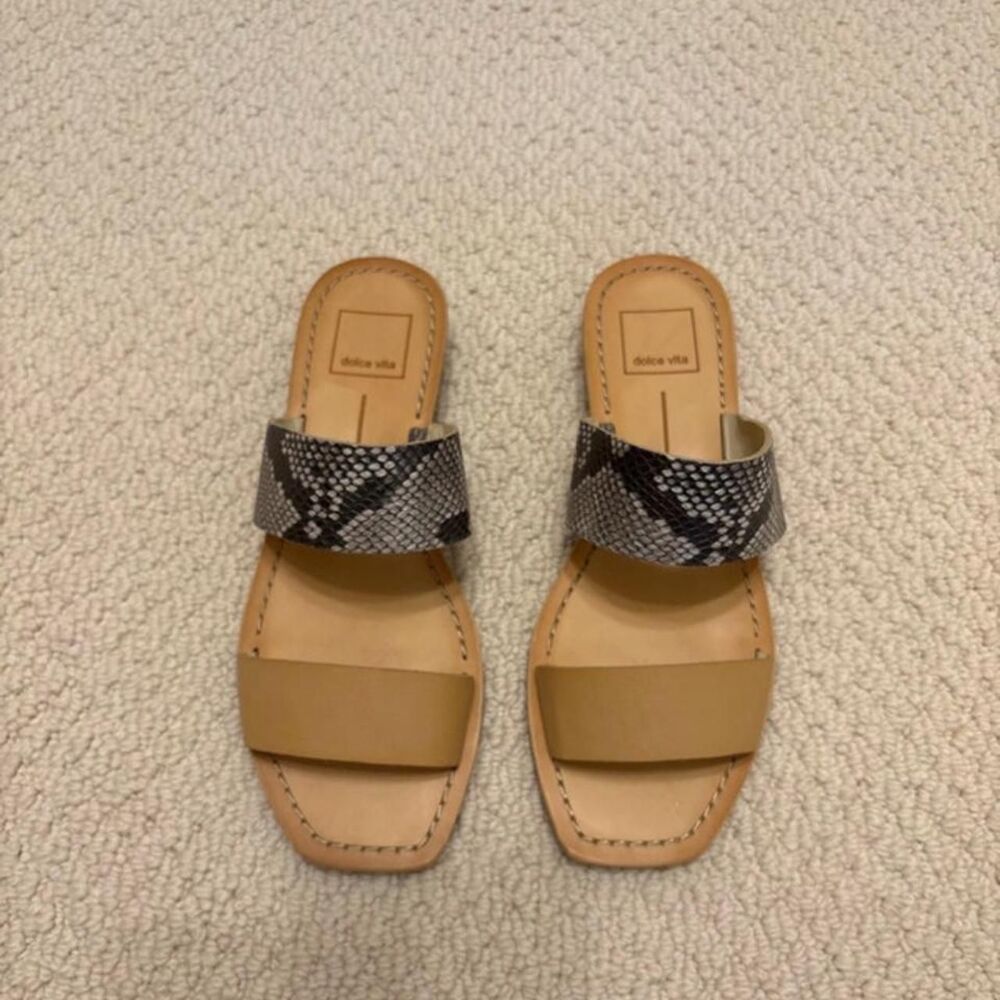 Dolce Vita Women's Sandals - Size 6.5